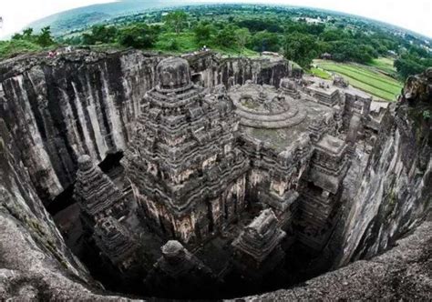 The Kailasa Temple Complex Construction: An Architectural Marvel and Testament to Rashtrakuta Devotion